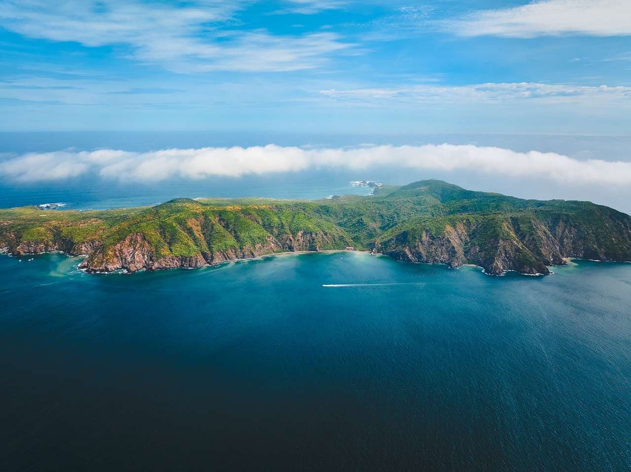 Tour Ruta Mágica a Isla de la Plata - Costa Ecuador